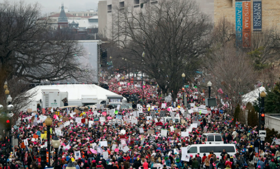 من الشوارع إلى البيت الأبيض: قتيل يشعل أزمة فدرالية في مينيسوتا